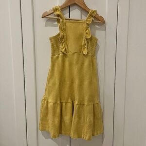 Vignette sleeveless dress with pockets